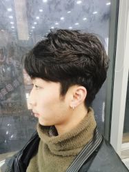 -藤野造型烫染·漂发