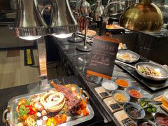-圣丰索菲特·2 On 988 Café 自助餐厅