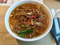-老电影院饺店(休宁店)