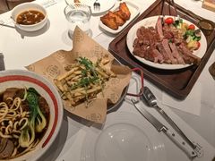 -静香HOUSE·全时段融合餐厅(七星欢乐颂店)