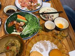 -老滇山寨•云南特色菜•地方菜•民族风情歌舞表演(金碧店)