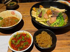 -万记麻辣烫国展总店