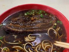 -小龙大肉面馆