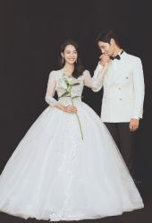 -雪中彩影婚纱摄影·微光艺术中心