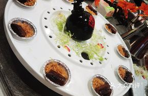 Signature Golden Black Barbecue Pork / Set