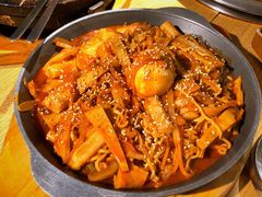 炒年糕-姜虎东白丁烤肉(恒隆广场店)