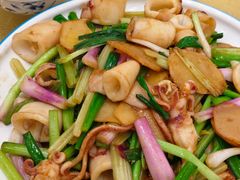 -老乡村美食农庄