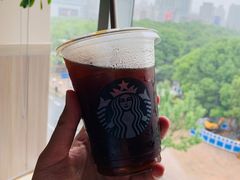 -星巴克(西藏路店)