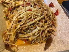 油炸金针菇-肉店炸炸炸·爆汁孜然牛肉
