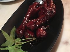 吮指鸡爪-桂满陇·蟹黄小笼汤包(中山公园店)