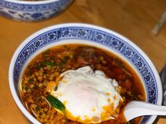 辣肉面-沪西老弄堂面馆(定西路店)