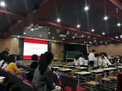 -上海市黄浦区卢湾第一中心小学