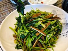 -自游人·美食一楼(三十年名店)