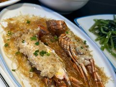 -鑫悦楼煎蟹·16年海鲜大排档