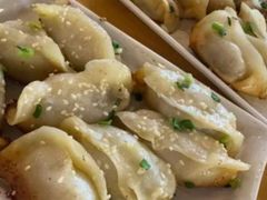 -小姜锅贴(凤凰街店)