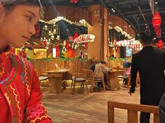 -老滇山寨•云南特色菜•地方菜•民族风情歌舞表演(金碧店)