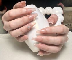 -槿里日式美甲工作室