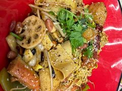 -哆喀美食广场(虎丘婚纱城店)