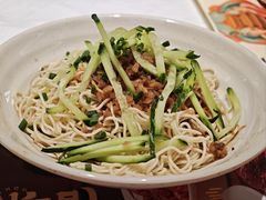 -肥肥虾庄·金牌油焖大虾(汉口城市广场店)