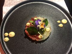 烟熏吞拿鱼海熬塔塔-瑞吉酒店 · Elba 欧尔巴意大利餐厅· 精致意餐·云端聚会