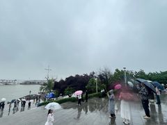 -巴陵广场