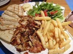 猪肉烤肉盘-HELLO MUSAE 拾光缪斯餐厅·纯正希腊风味(苏州中心店)