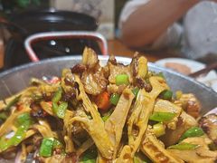 -莲餐厅·湖北菜·潜江小龙虾店(愚园路店)