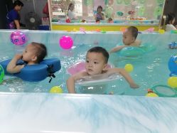 -小鸭先知婴儿游泳馆