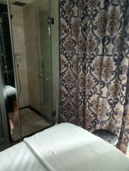 -AKOZO Beauty Salon