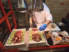 -圣丰索菲特·2 On 988 Café 自助餐厅