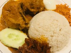 -关夫人餐厅(阳光广场店)