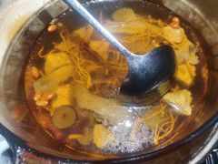-鸽子侯·家宴·平价海鲜(市图书馆店)