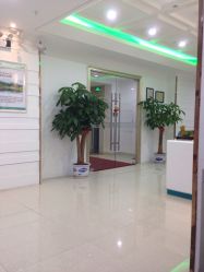 -康容堂·专业祛痘·皮肤管理中心