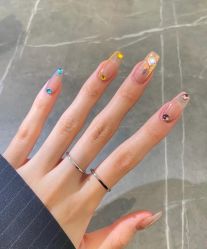 -CM.Nail美甲美睫