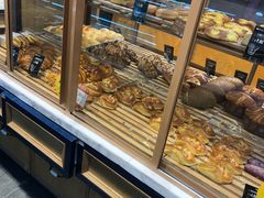 面包甜点陈列柜-皇家美孚(海云庵店)