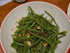 -黄泥岗·地道湖北菜(奥特莱斯店)