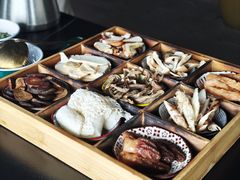 -野菌皇海景野生菌火锅(滨海大道店)