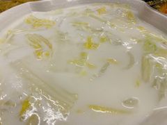 椰汁煮白菜-多哥水傣味餐厅(司马巷店)