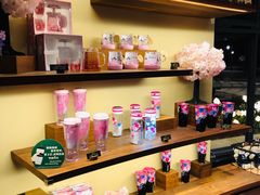 零售区-星巴克(迪士尼小镇店)