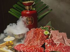 -铭牛烧肉·和牛海鲜自助(高新月牙湖店)