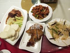 -凯鸽酒楼(操场城店)