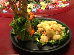 -皇冠明珠鱼翅楼(水上公园店)