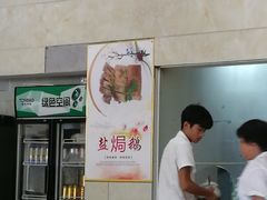 特色盐焗鹅-蠔门宴海鲜城·阳江特色菜