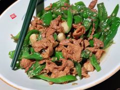 辣椒炒宁乡花猪肉-佬麻雀·剁椒鱼头(京基KK One店)