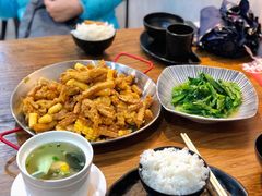 -靓蛙馆