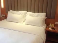 -全季酒店(广州越秀公园店)