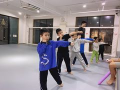 -EFL巴西柔术·综合格斗·泰拳·少儿体能训练(虹桥德必馆)