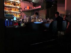 -TASTE ROOM Bar