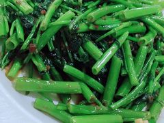 -纽顿熟食中心
