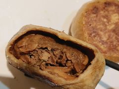 -清真吴记门钉肉饼·喜多利